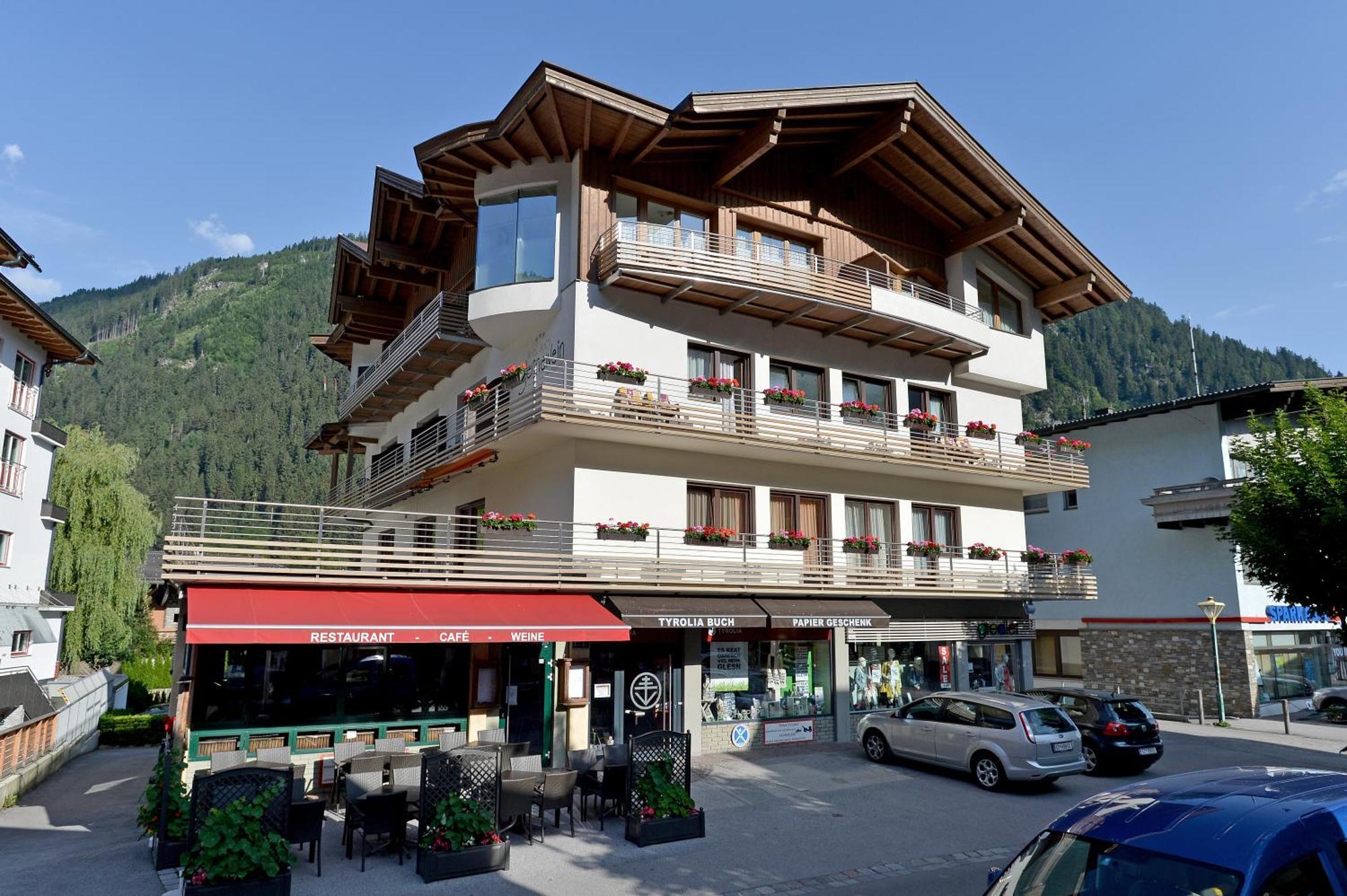 Hotel Garni Jennewein Mayrhofen Zimmer foto