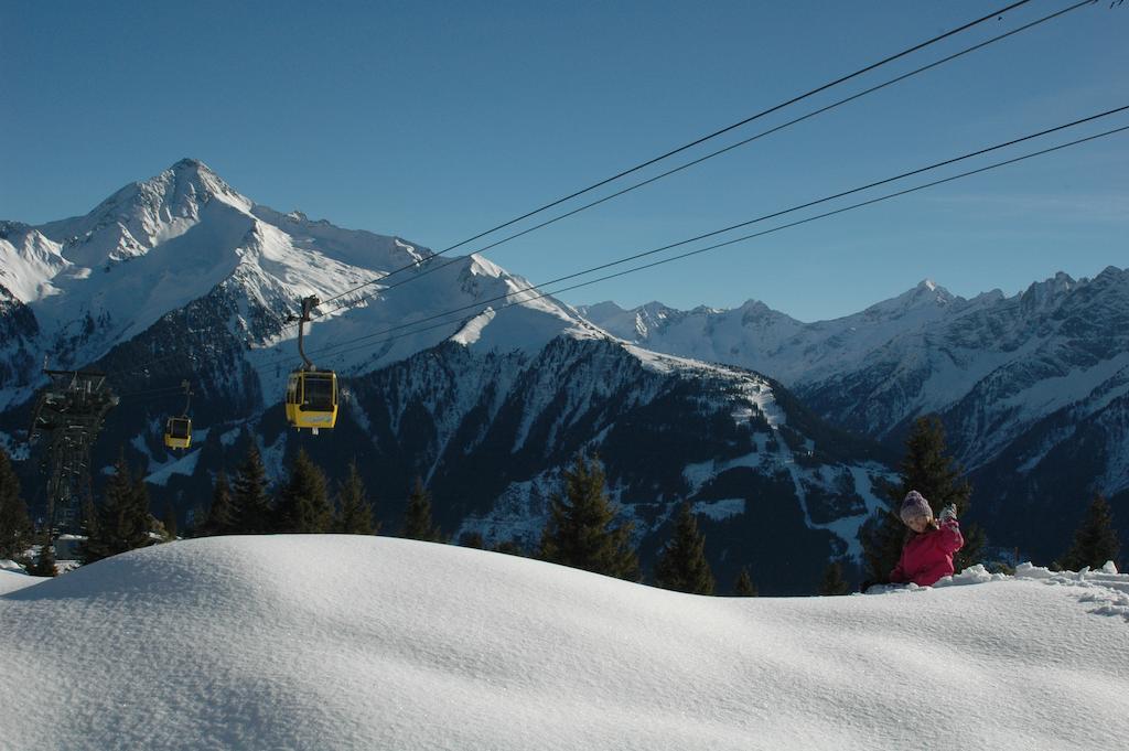Hotel Garni Jennewein Mayrhofen Zimmer foto